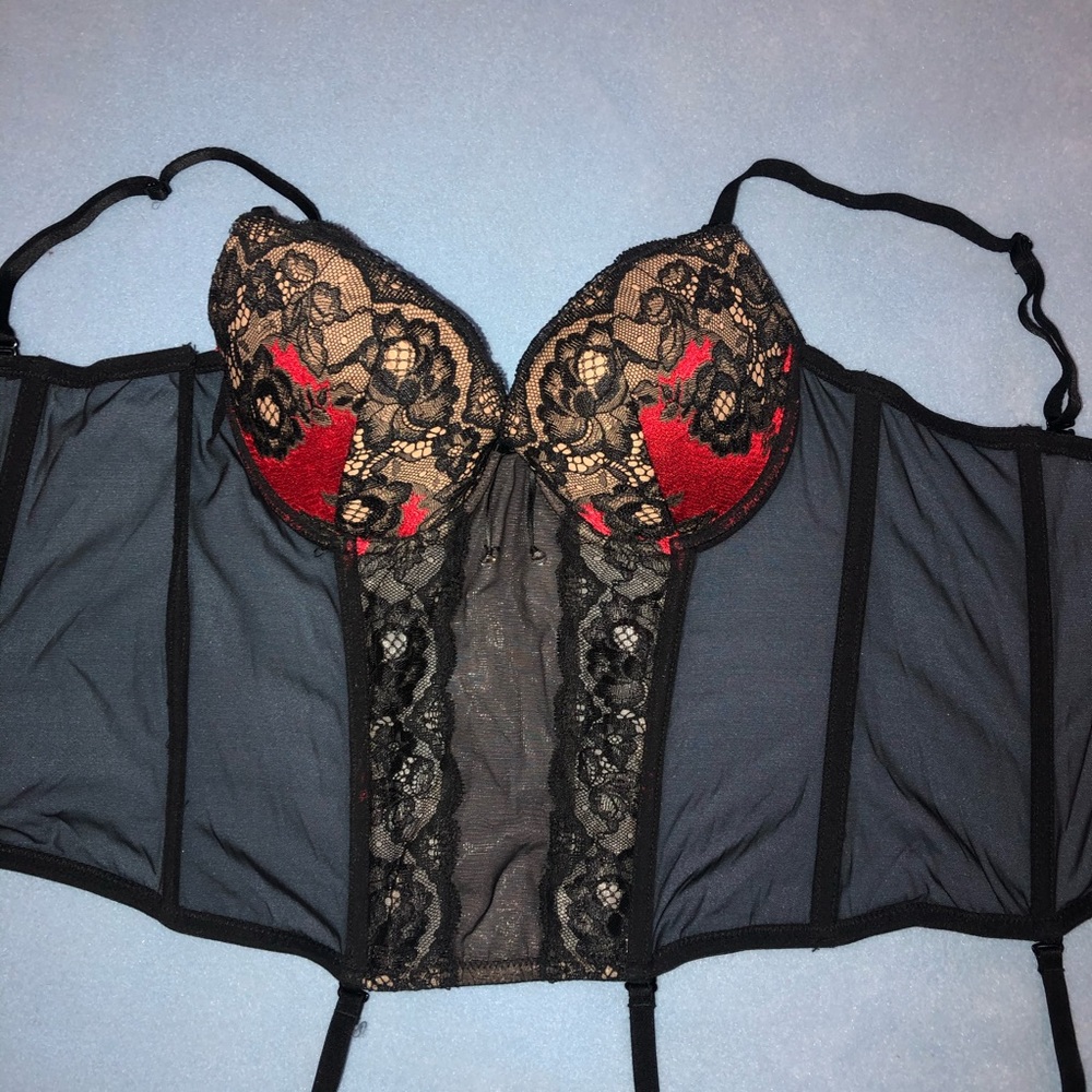 Bustier corset lace red black beige